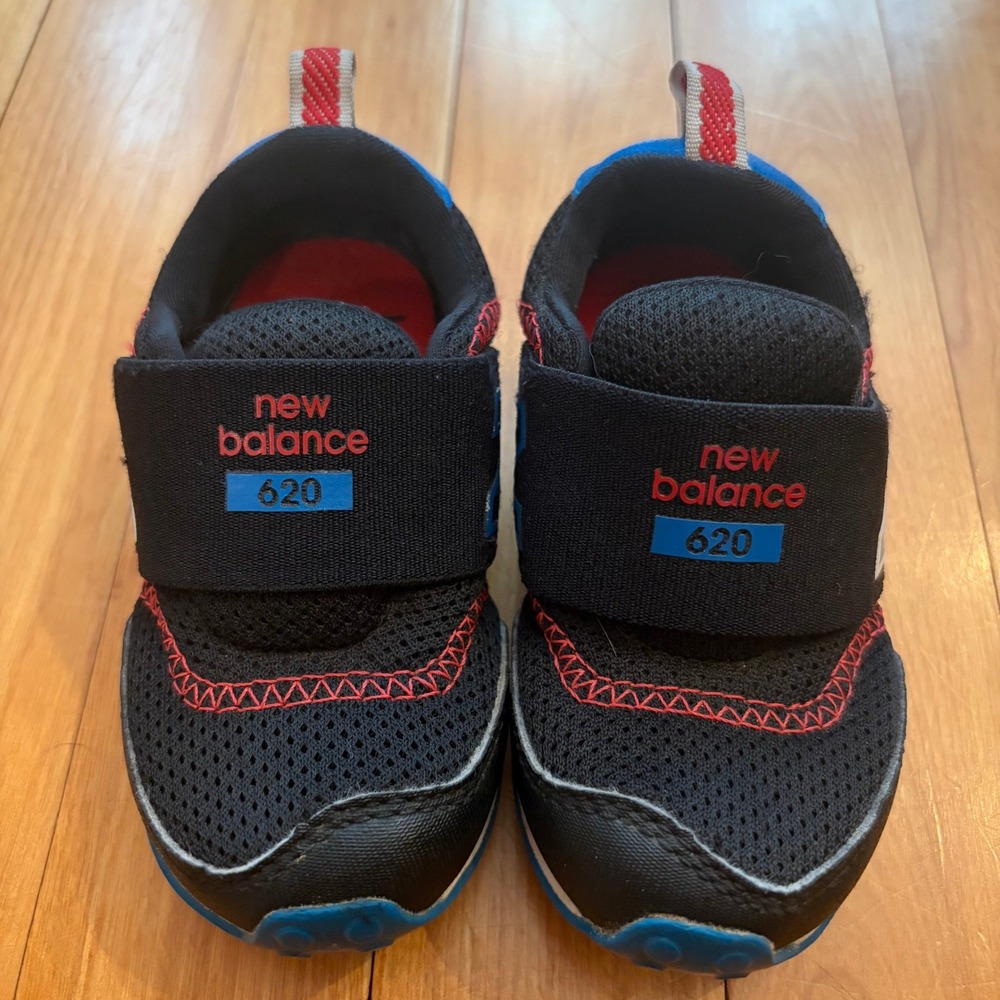 New Balance 620 Toddler Shoes Black Blue Red KS620BII Size 5 US Hook Loop Strap